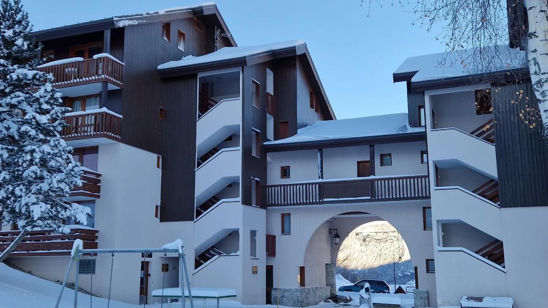 Apartment Charmant Appart 2P Cabine, Renove, Balcon, Parking Gratuit, Pied Des Pistes - Fr-1-755-22 La Plagne